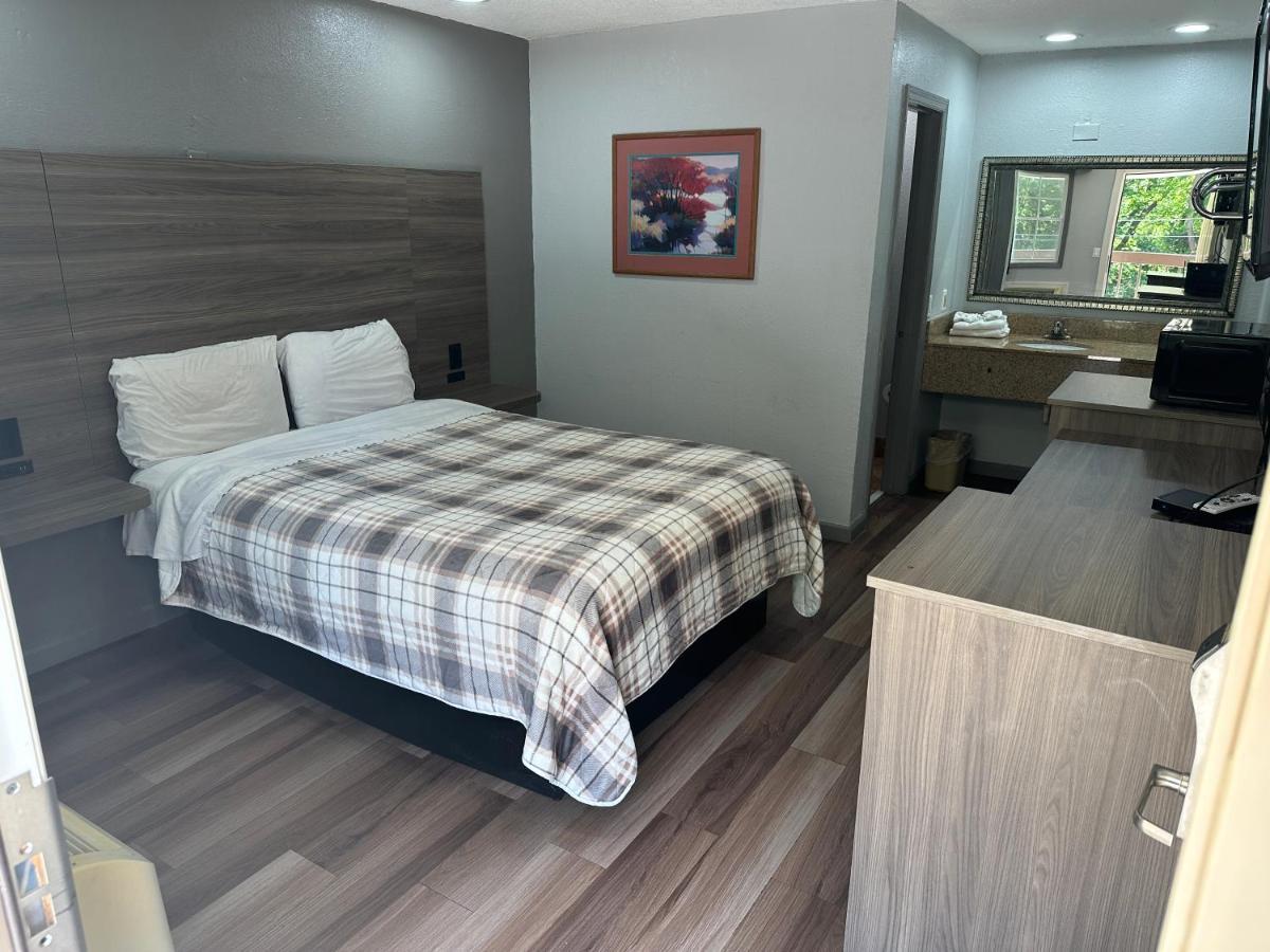 Budget Inn Express Columbia Bagian luar foto