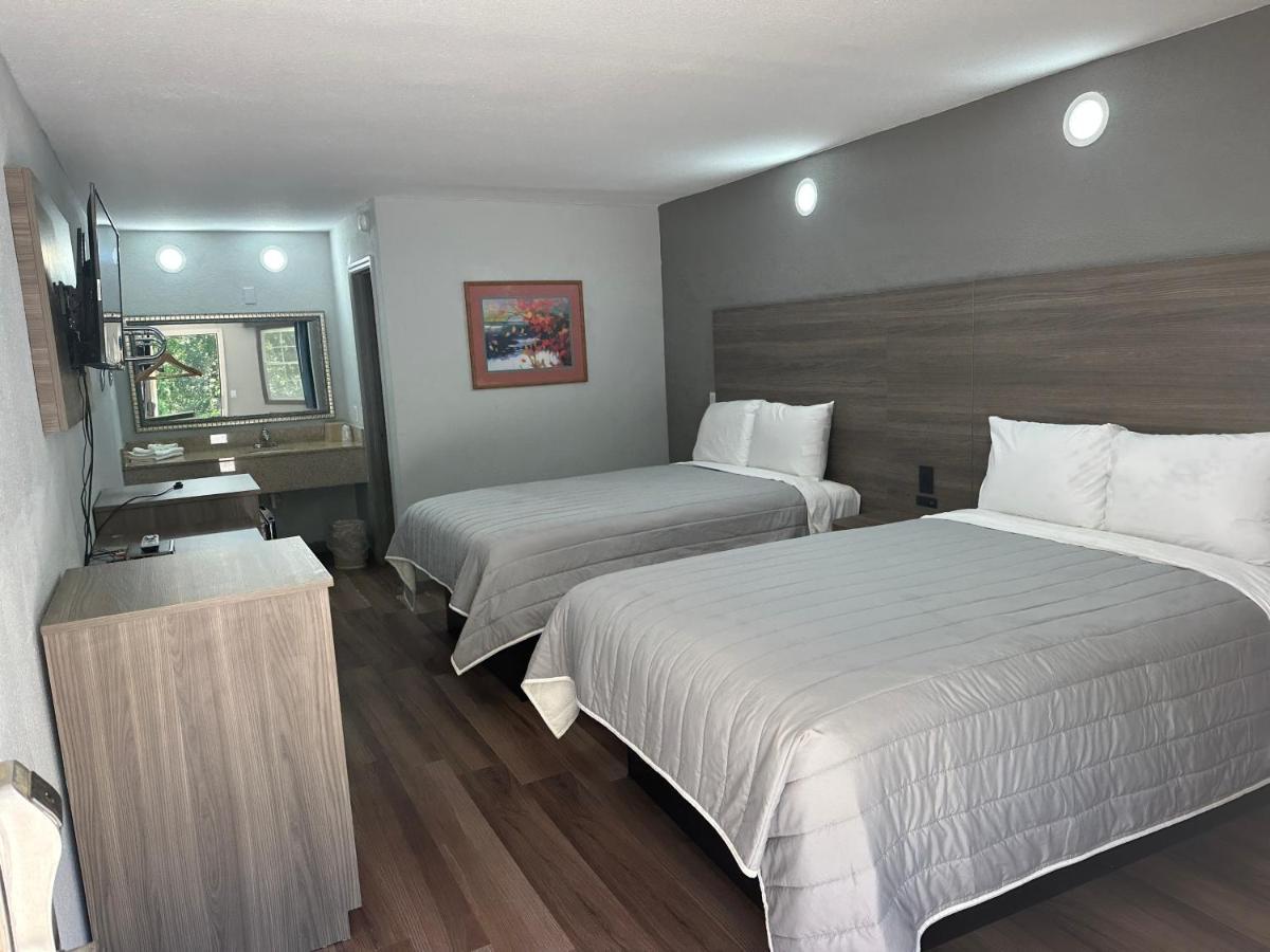 Budget Inn Express Columbia Bagian luar foto