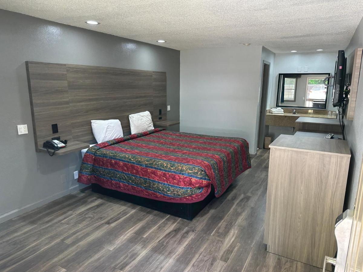 Budget Inn Express Columbia Bagian luar foto
